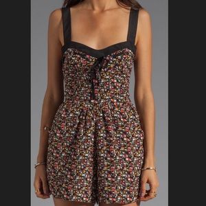 Patterson J Kincaid Romper Size Medium NWOT
